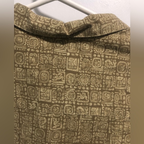 LL Bean Shirt Men's XL Tall Brown Short Sleeve Camp Aztec Print Mayan Symbol - Picture 5 of 7